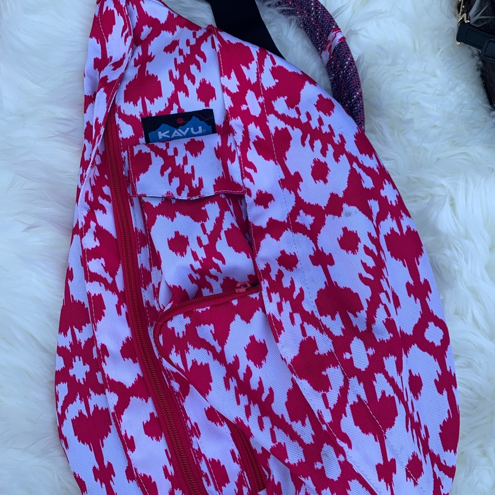 Kavu traveling bag